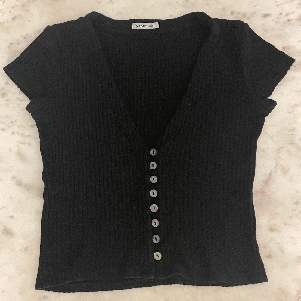 Reformation Black V-Neck Short Sleeve Crop Top